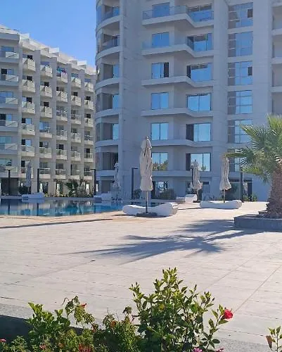 ساحرة